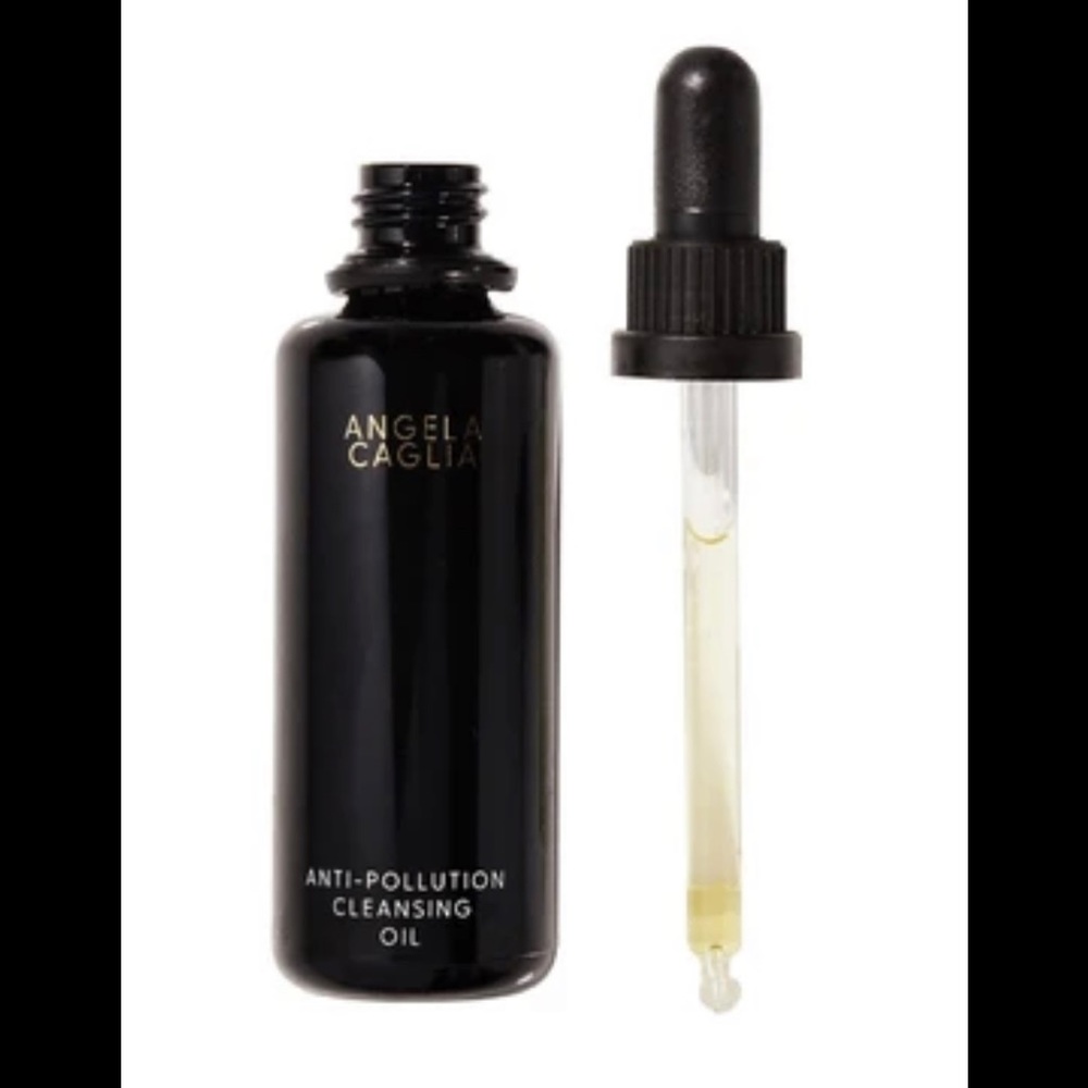 ANGELA CAGLIA 
ANTI-POLLUTION CLEANSING OIL